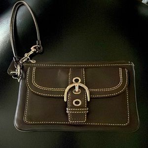 brown wristlet purse with lots of room